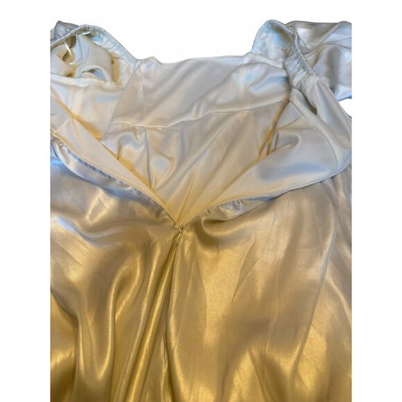 Shop Neighbor by In the Beginning Ivory Balloon Sleeve Dress - Size S - Picture 10 of 12